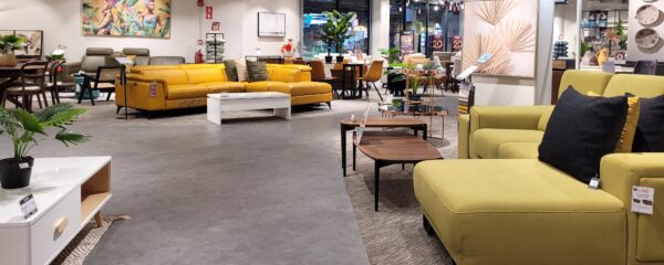 Magasin de meubles